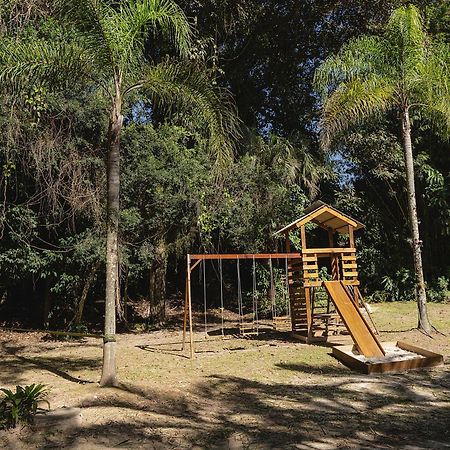Pousada Villa Agrifoglio Прайя-ду-Роза Екстериор снимка